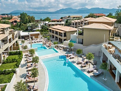 Hotel Crystal Waters