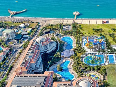 Seaden Sea World Resort & Spa