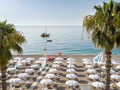 Albatros Beach Hotel