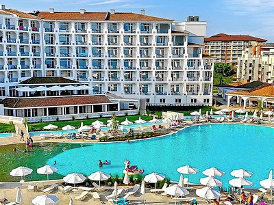 Sunrise Blue Magic Resort