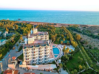 Royal Atlantis Beach