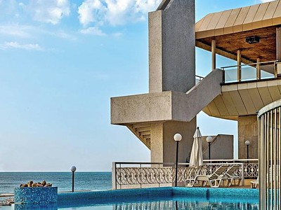 Sunny Day Resort Marina