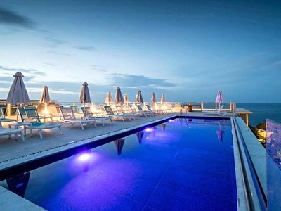 Golden Beach Hotel & Spa