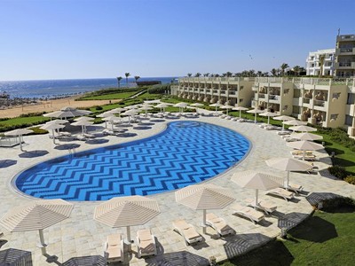 Sirena Beach Resort & Spa