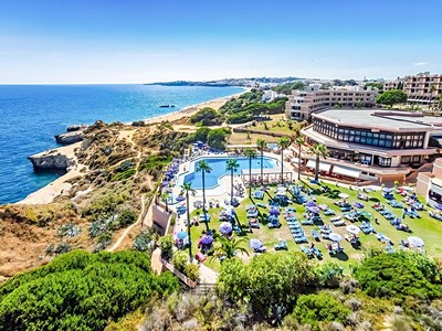 Auramar Beach Resort