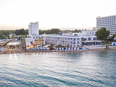 Mimoza Beach Hotel