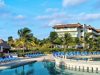 Bluebay Grand Esmeralda