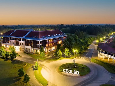 Cegléd - Hunguest hotel Aquarell