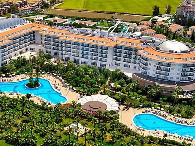 Sea World Resort and Spa