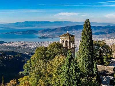 Nabitá poznávací cesta Řeckem - odlet Brno, přílet Praha