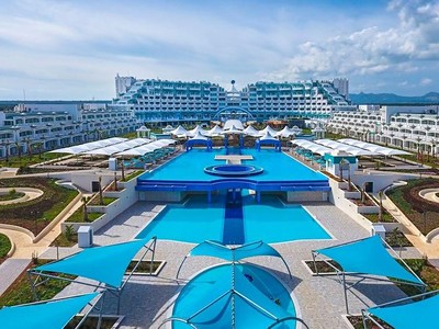 Limak Cyprus Deluxe Hotel