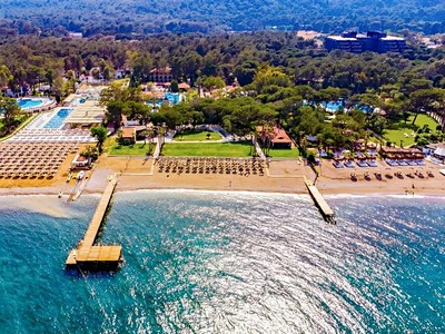 Champion Holiday Village