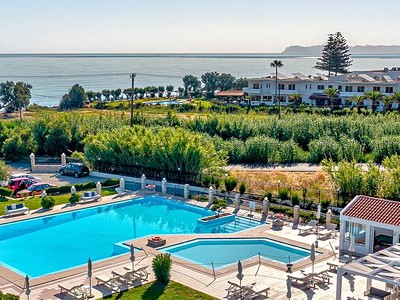 Mrs Chryssana Beach Hotel