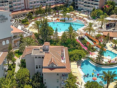 Seaden Corolla Hotel