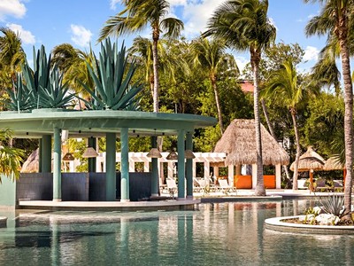 Bahia Principe Escape Tequila