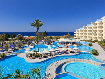 Atrium Platinum Spa and Convention Resort