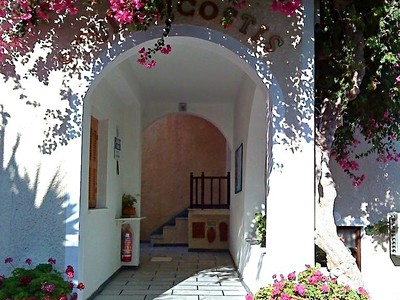 Costis Apartments