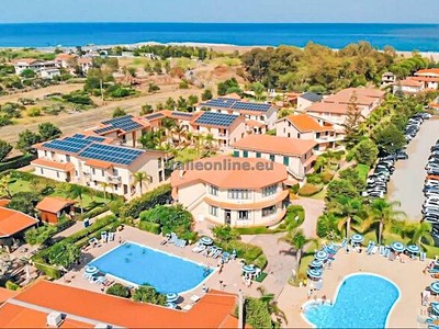 Club Esse Aquilia