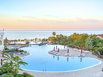Starlight Resort Hotel