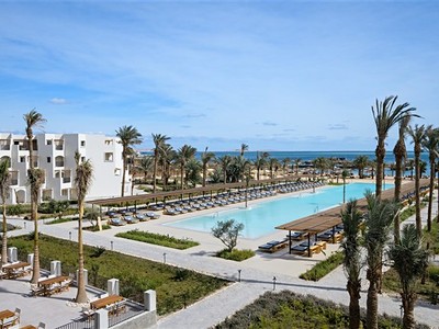 Serry Beach Resort