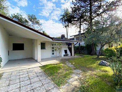 Villa Angi