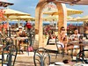 Restaurace a bar u pláže