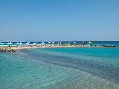 Coral Beach Hotel & Spa
