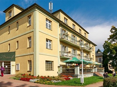 Konstantinovy Lázně - Lázeňský hotel Jirásek