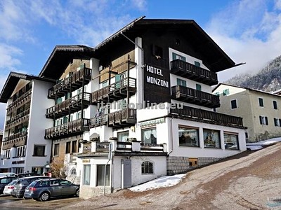 Hotel Monzoni Ski