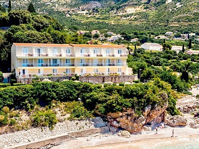 Hotel & Villas Plat