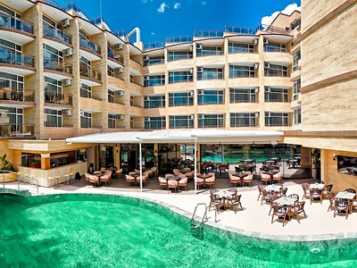 Hotel Opal