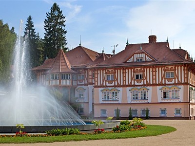 Luhačovice - Lázeňský Hotel Jurkovičův Dům