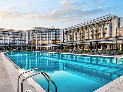 Voya Beach Resort