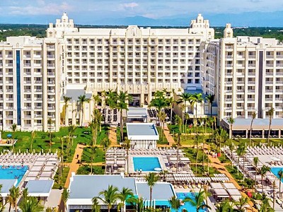 Riu Vallarta