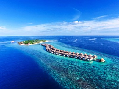 Hurawalhi Island Resort