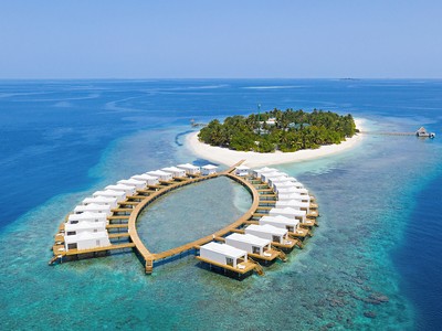 Sandies Bathala Island Resort