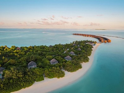 Hideaway Beach Resort & Spa