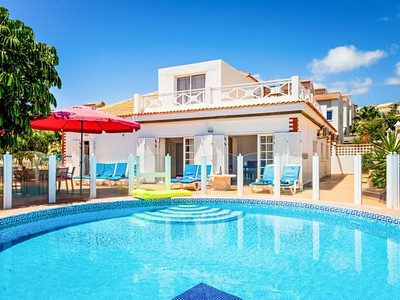 Villa Lory