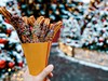 Vyzkoušejte lahodné churros s čokoládou na vánočních trzích…