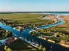Malebná vesnička Minija známá jako litevské Benátky