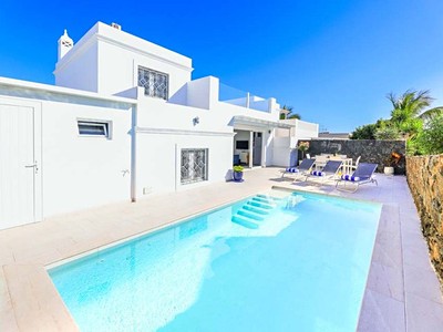 Villa Familia