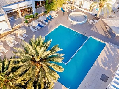 Pefkos Breeze