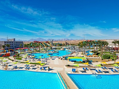Titanic Resort & Aquapark