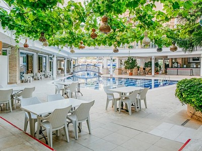 Tac Premier Hotel & Spa