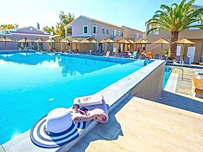 Amour Holiday Resort