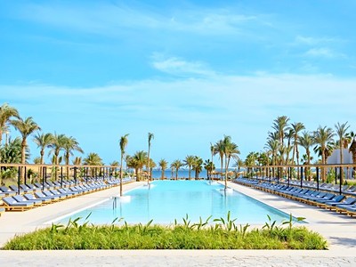 Serry Beach Resort