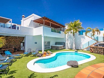 Villa Palacio
