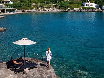 Minos Beach Art
