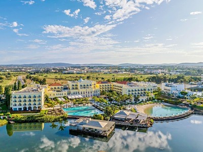 Domes Lake Algarve
