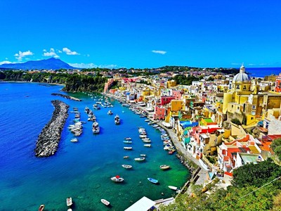 Ischia-Capri-Procida v turistickém rytmu